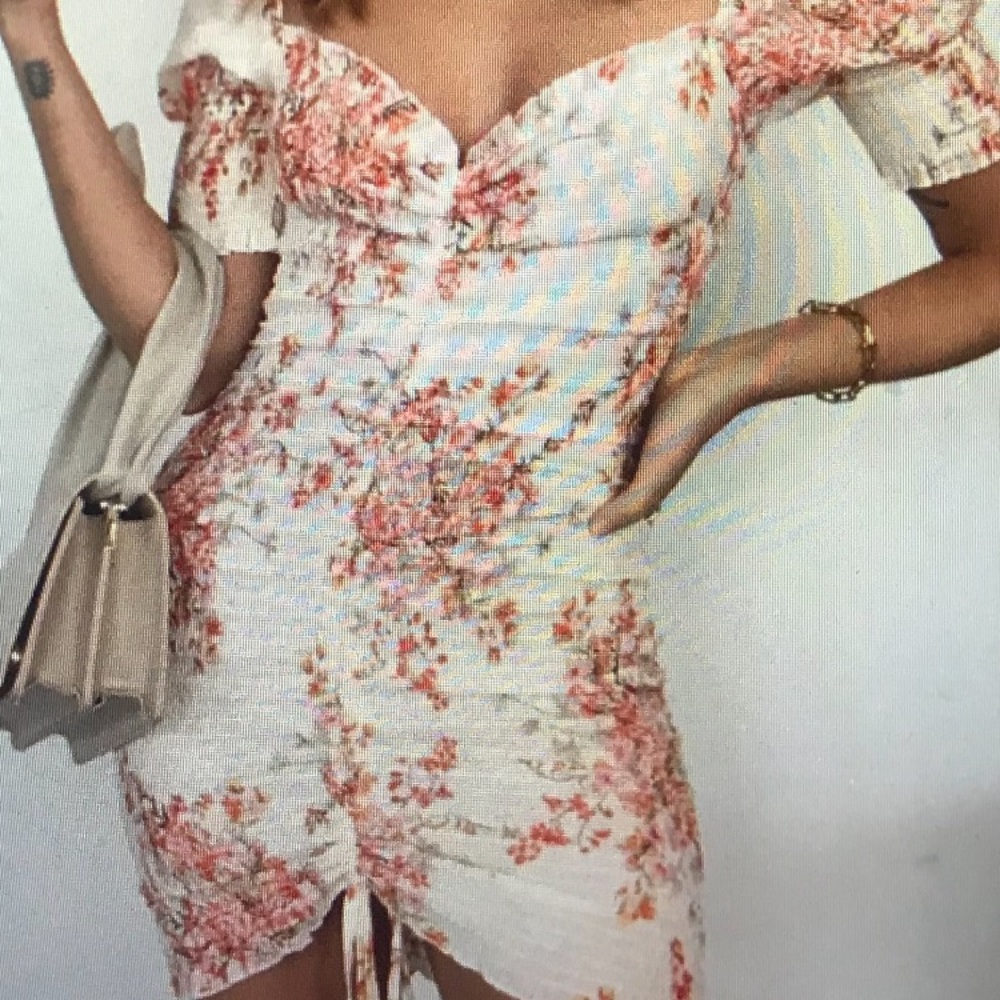 Floral ruched dress with puff sleeves